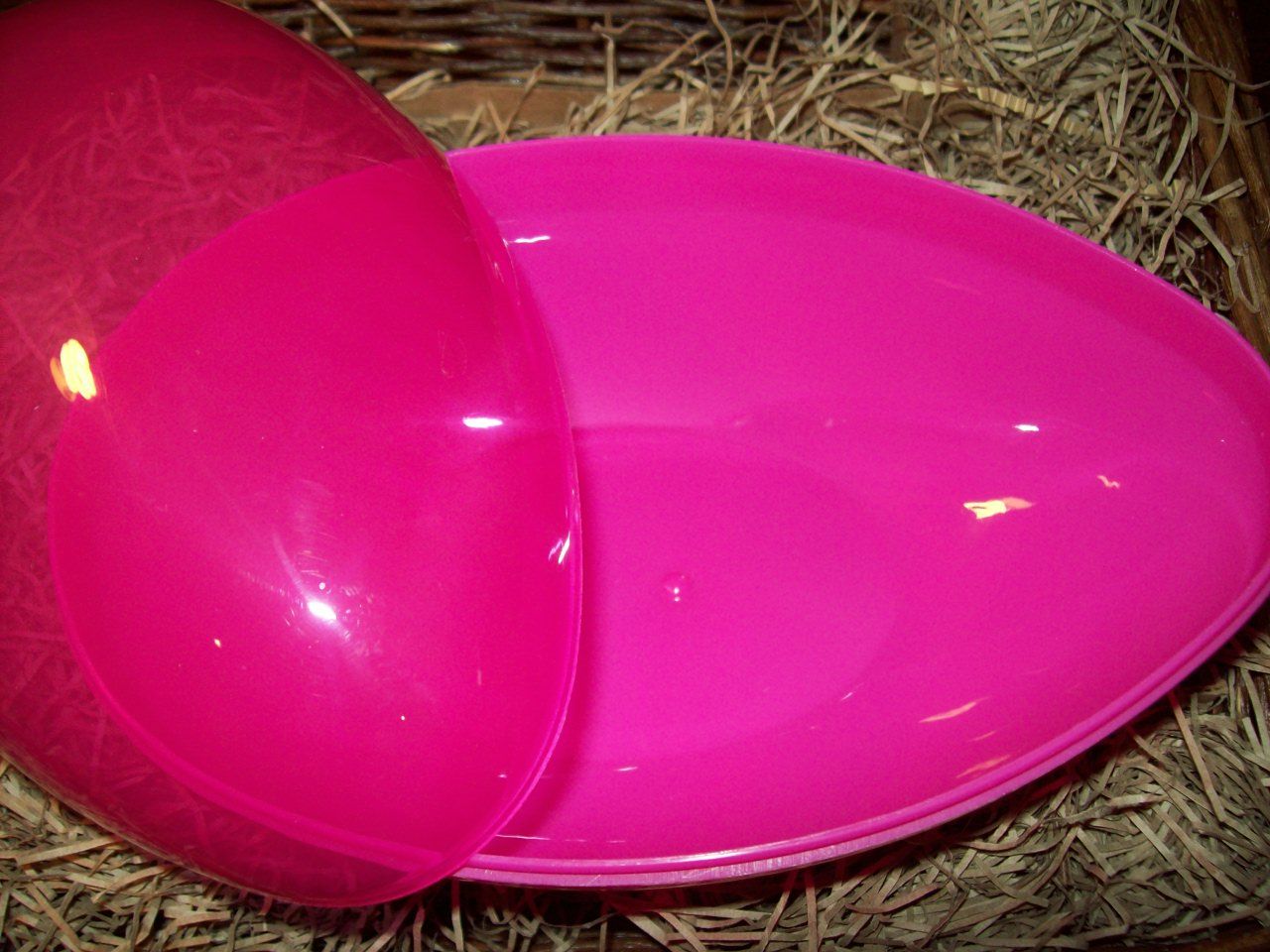 NEW SET/ 2 LARGE JUMBO FILLABLE EASTER EGG PLASTIC CONTAINER HOLDS